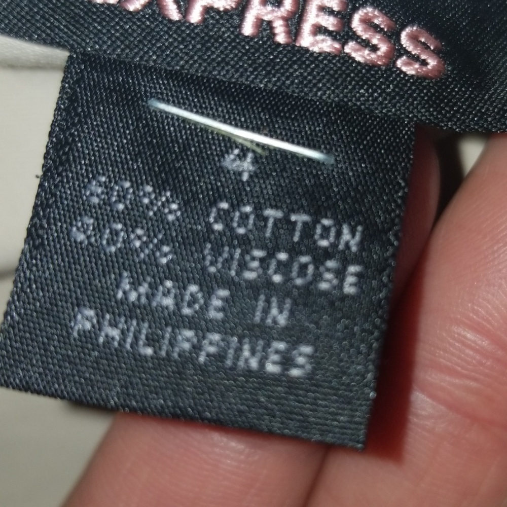 Express - Picture 4 of 4